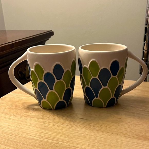 2009 STARBUCKS 14 oz. BLUE/GREEN Mermaid Scales/Peacock Coffee Mug - Picture 1 of 8